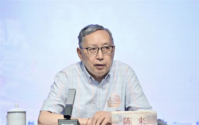 陈来先生以“孔子思想的意义”为题，开启彝伦讲堂首讲.jpg